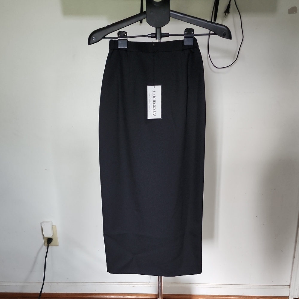 Elegant Black Women's Skirt